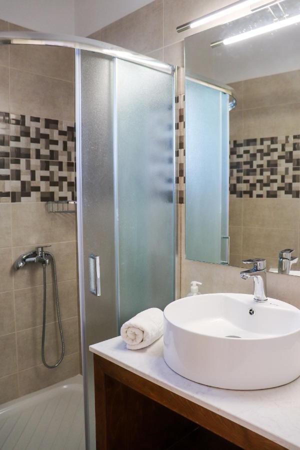 Sirines Apartments Palekastro Buitenkant foto